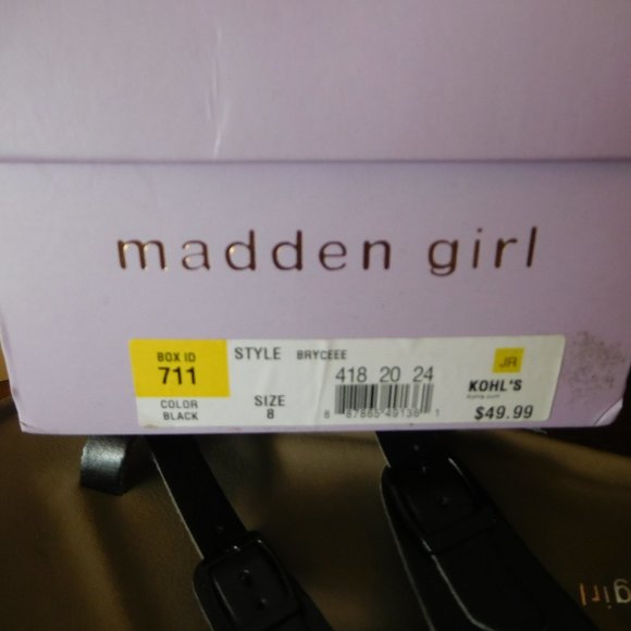 Madden Girl Sandals - Picture 5 of 5